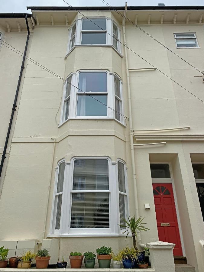 Central Garden Apartment Brighton ภายนอก รูปภาพ